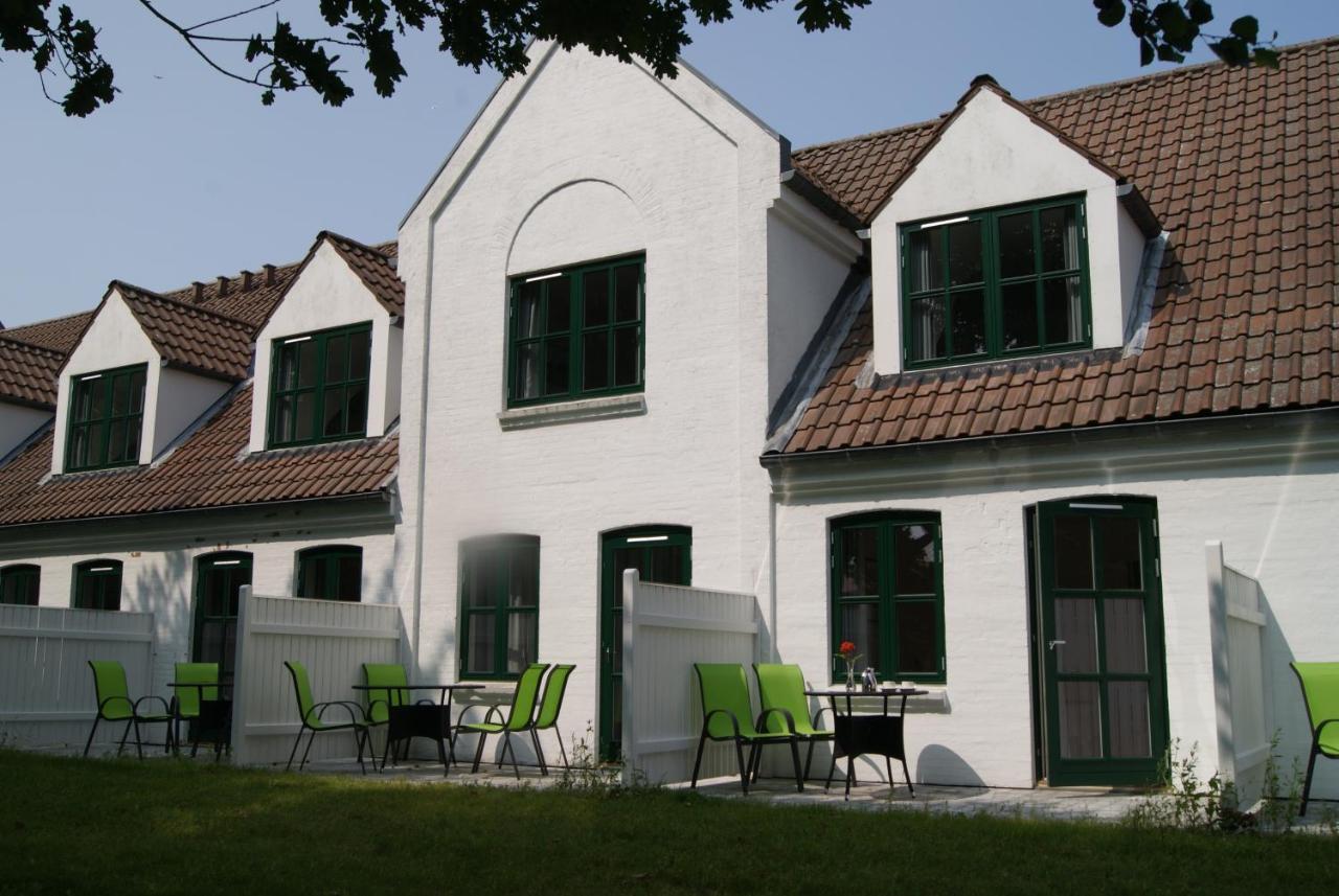 Hotel Nygaard Laeso Byrum Bagian luar foto